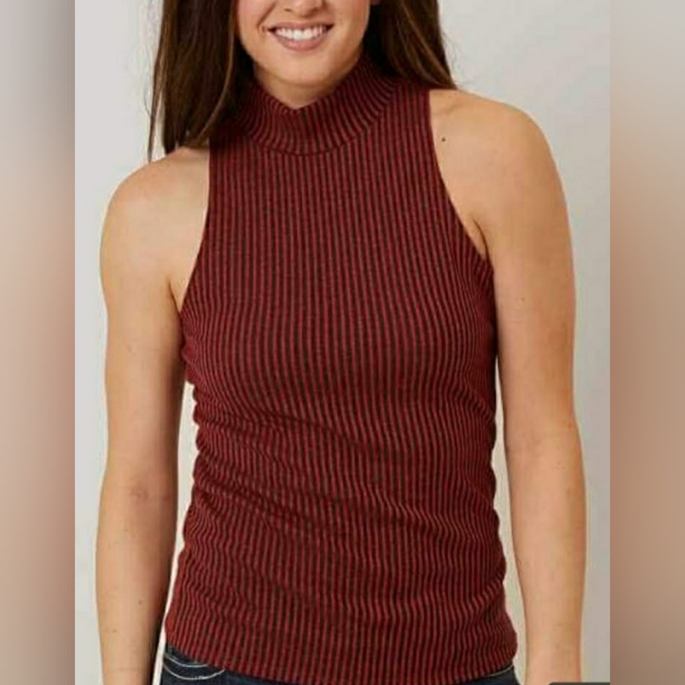 ♦️Daytrip high neck, Striped Sleeveless Top♦️